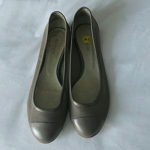 EUC Jill Sander taupe Mesh flats sz 9.5.
